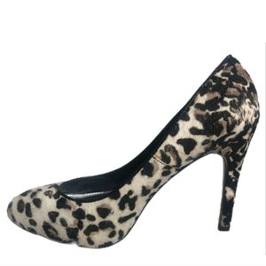 NWOT WHITE HOUSE BLACK MARKET WHBM pumps